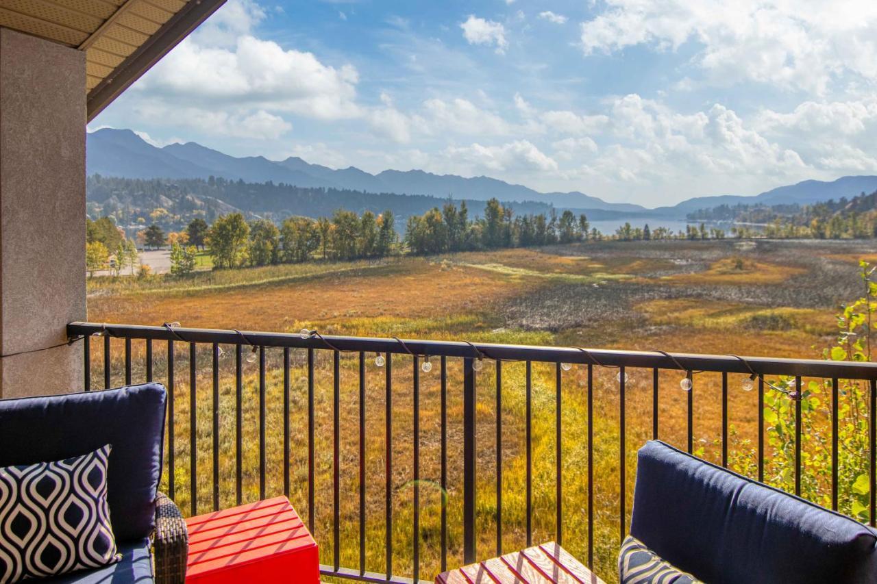 Mountain Getaway Condo - 5 Min Walk To The Beach! Invermere Exterior photo